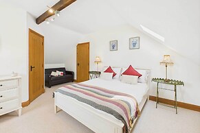 Host Stay Dolphin Dream