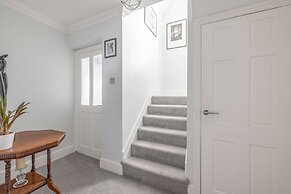 Host Stay Meadow Way