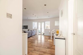 Host Stay Meadow Way