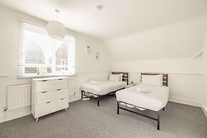 Host Stay Meadow Way