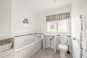 Host Stay Meadow Way