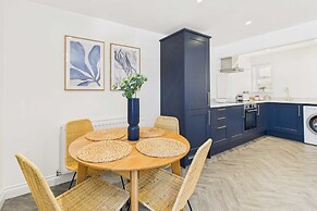 Host Stay Cringle Cottage