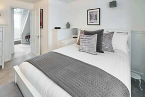 Host Stay George Street Retreat