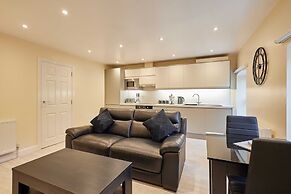 Host Stay Ross View Second Floor Apartment