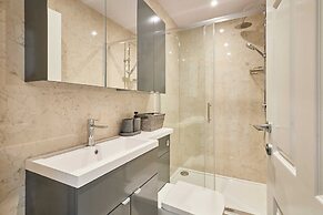Host Stay Ross View Second Floor Apartment