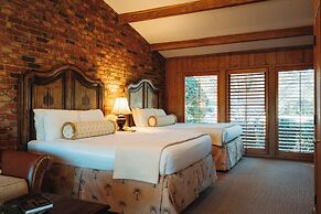 Pine Needles Lodge & Golf Club