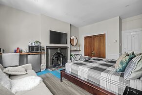 Red George Inn and Suites