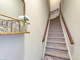 Champlain Condo 102