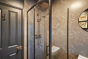 Host Stay Daisy Cottage