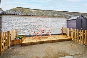 Host Stay Daisy Cottage