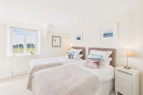 Host Stay Dove Cottage