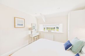 Host Stay Dove Cottage