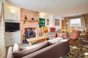 Host Stay Sunbeam Cottage