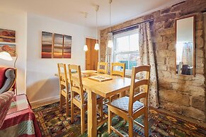 Host Stay Sunbeam Cottage