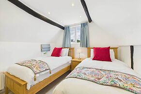 Host Stay Merrow Cottage