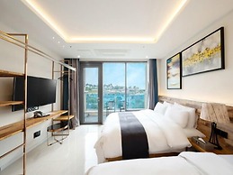 Blanc Hotel & Resort
