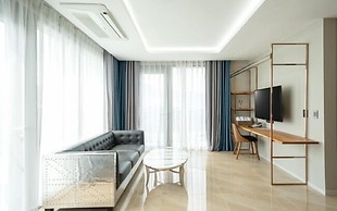 Blanc Hotel & Resort