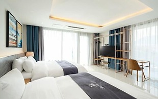 Blanc Hotel & Resort