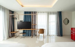 Blanc Hotel & Resort