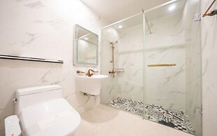 Blanc Hotel & Resort