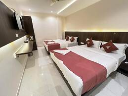 CR Residency By Glitz Hotels