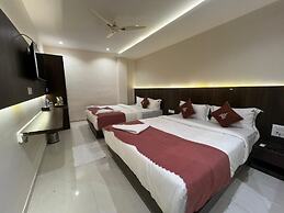 CR Residency By Glitz Hotels