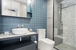 Modern Studio With Rooftop and BBQ Access