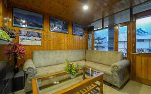 Hotel Sumeera Inn