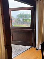 Historic Yakima Home 4BR Office Backyard Oasis