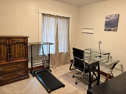 Historic Yakima Home 4BR Office Backyard Oasis