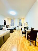 Stylish Studio Stay Near Augarten