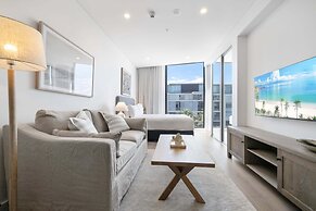Bright Studio With Rooftop BBQ in Fremantle