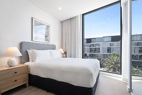 Bright Studio With Rooftop BBQ in Fremantle