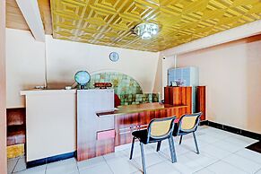 OYO 75596 The Sirisuk House