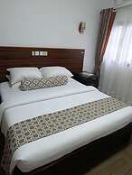 GUIM'S SQUARE HOTEL