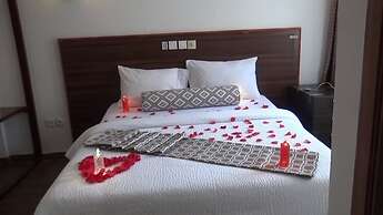 GUIM'S SQUARE HOTEL