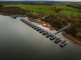 Hausboot am Grabendorfer