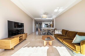Bright Apartment With Sea View
