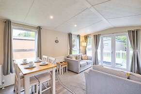 Host Stay Nightingale Lodge