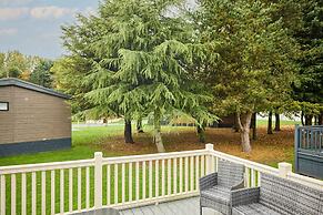 Host Stay Nightingale Lodge