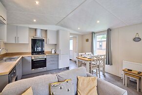 Host Stay Nightingale Lodge