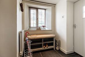Beautiful Cottage in the Cotswolds