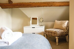 Beautiful Cottage in the Cotswolds
