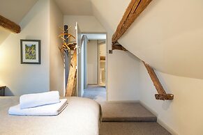 Beautiful Cottage in the Cotswolds