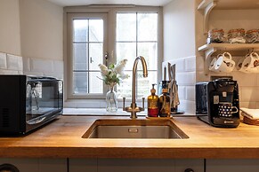 Beautiful Cottage in the Cotswolds