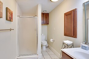 Steps to Restaurants & Shops! Dtwn Marshall Apt