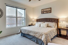 1 Mi to Dtwn Cincinnati: Spacious Townhome w/ Deck
