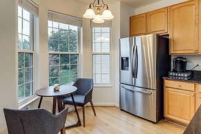 1 Mi to Dtwn Cincinnati: Spacious Townhome w/ Deck