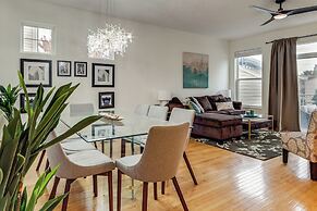 1 Mi to Dtwn Cincinnati: Spacious Townhome w/ Deck