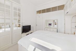 Host Stay 27 Metropole Towers